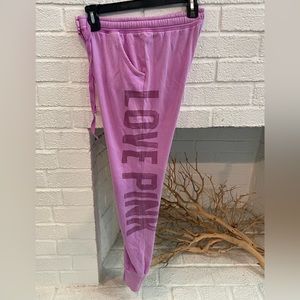 Pink collegiate button scrunch waist size xs!